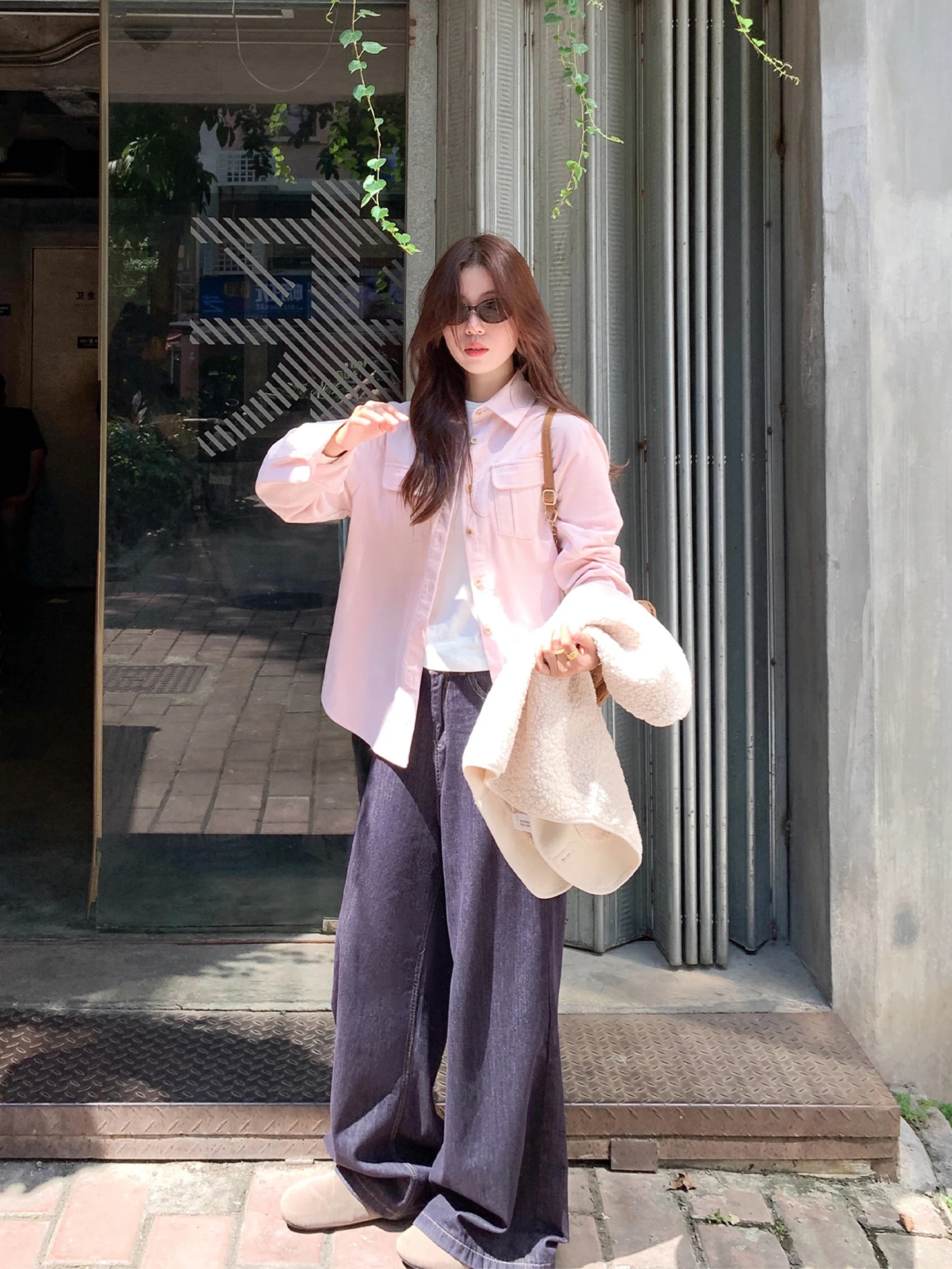 

Loose Women's Long Sve Pink irt Jaet Lazy Sle Korean Faion Early Autumn Outerwear Pure Color Collar Button up