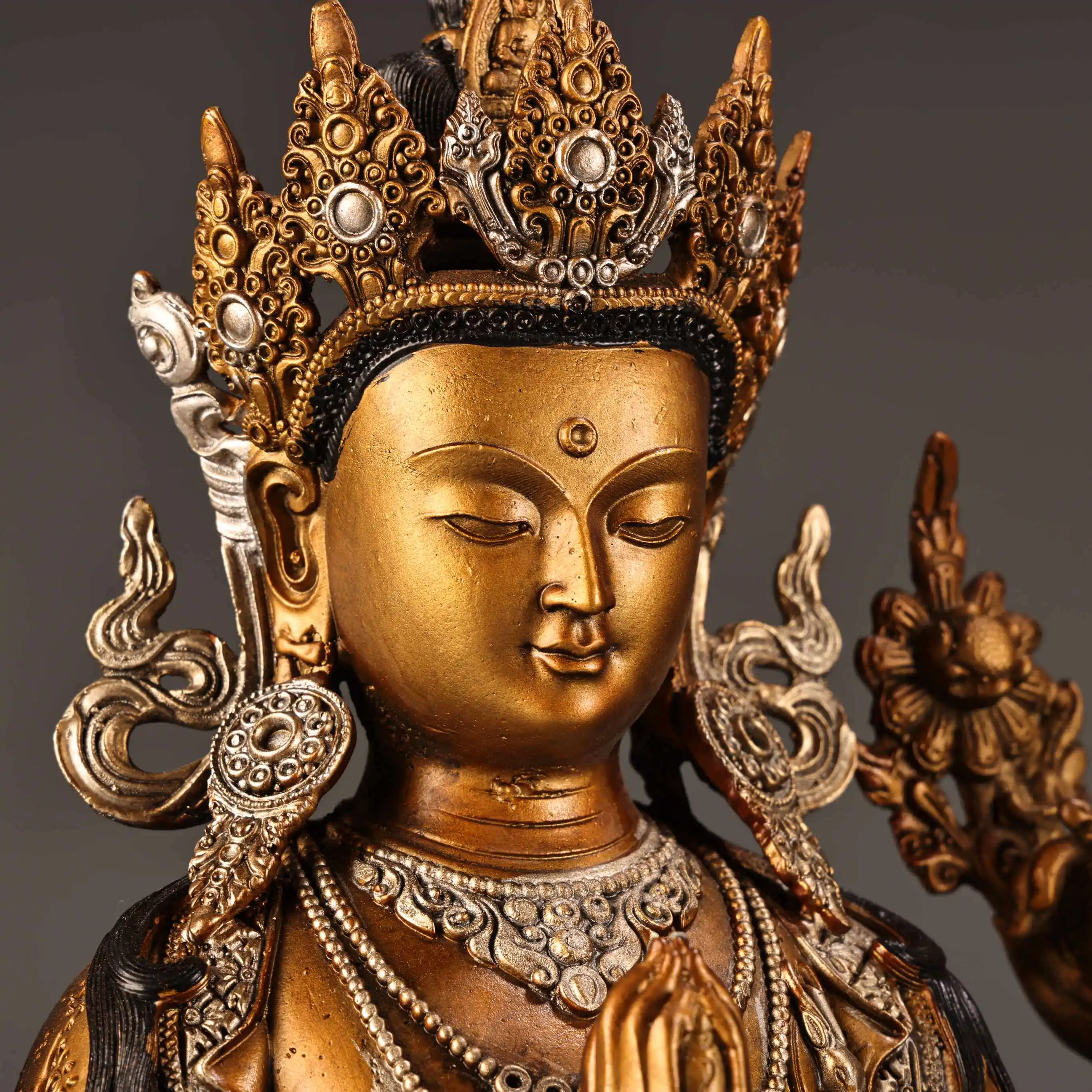 Tibetan Gilt Copper Painted Four-Armed Guanyin Statue Serene Face Heavy Patina Fine Craft