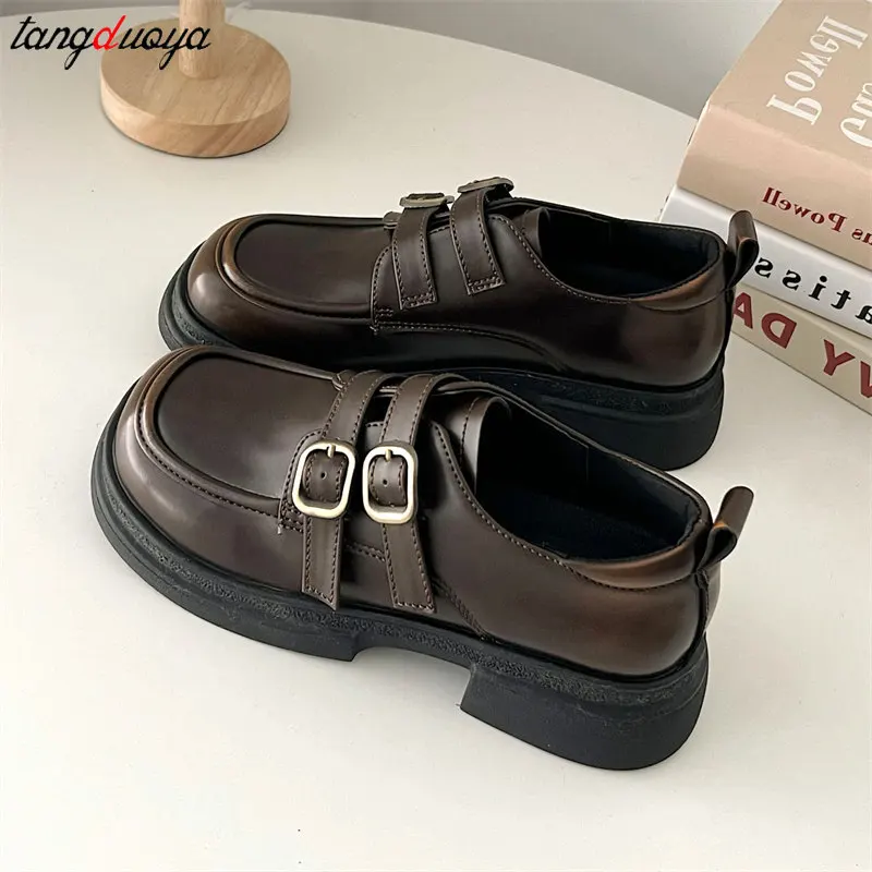 Okrągłe palce Shallow Mouth Casual Woman Shoes British Style Platform Loafers Woman Brown Retro Mary Jane Shoes College Uniform Shoe