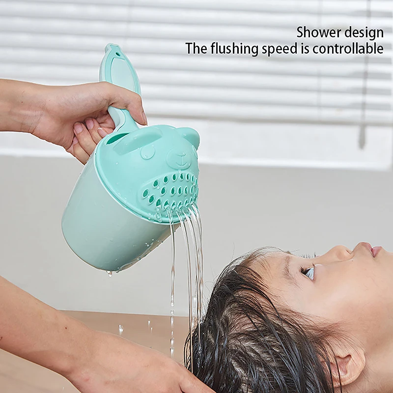 Cute Cartoon Baby Shower Shampoo Cup Kids Bathing Toys Bathroom Shower Shampoo Rinse Cup Hair Washing Spoon With Handle