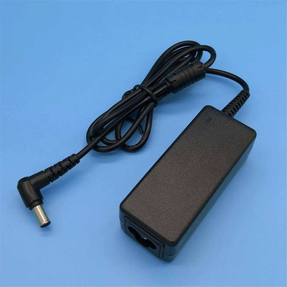 TCE 19 فولت 2.1A 6.5x4.4 مللي متر محول ل 24 بوصة LED شاشات كريستال بلورية AP16B-A LCAP26B-E ADS-45FSN-19 19040GPCU شاحن التيار الكهربائي