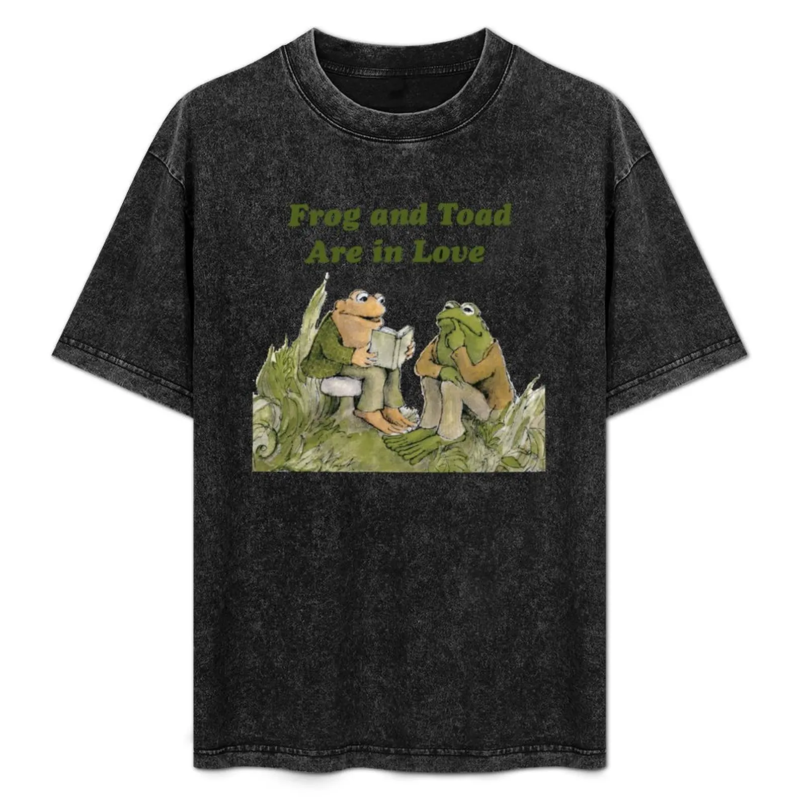 

Frog and Toad are in Love T-Shirt summer 2025 funny costumes valentines boutique clothes mens graphic t-shirts hip hop