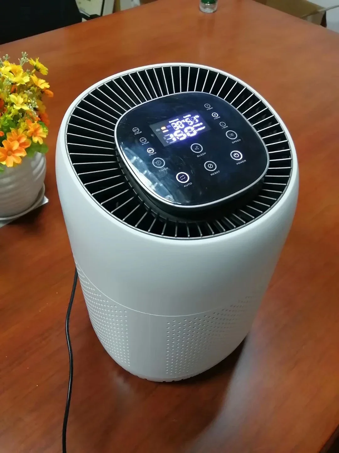 2022 KATALD Hot Selling White Desktop Air Purifier with UV Light Temperature Sensor and Negative Ion