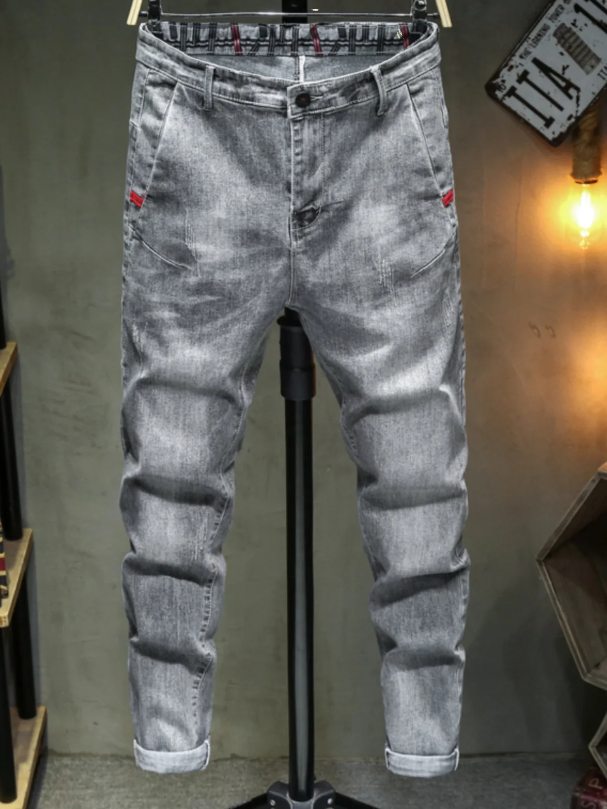 

ey Casual Loose Elastic Men's Jeans Korean Sle Youthful Cotton Stretch Denim mid Waist Zipper Closure All Season Wear