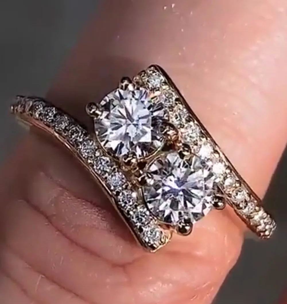 Cincin Emas Kuning 14K Solid Custom untuk Wanita, Pernikahan, Pesta, Ulang Tahun, Pertunangan, 0.3 Ct Moissanite Berlian Bulat 2 Pcs, Trendi