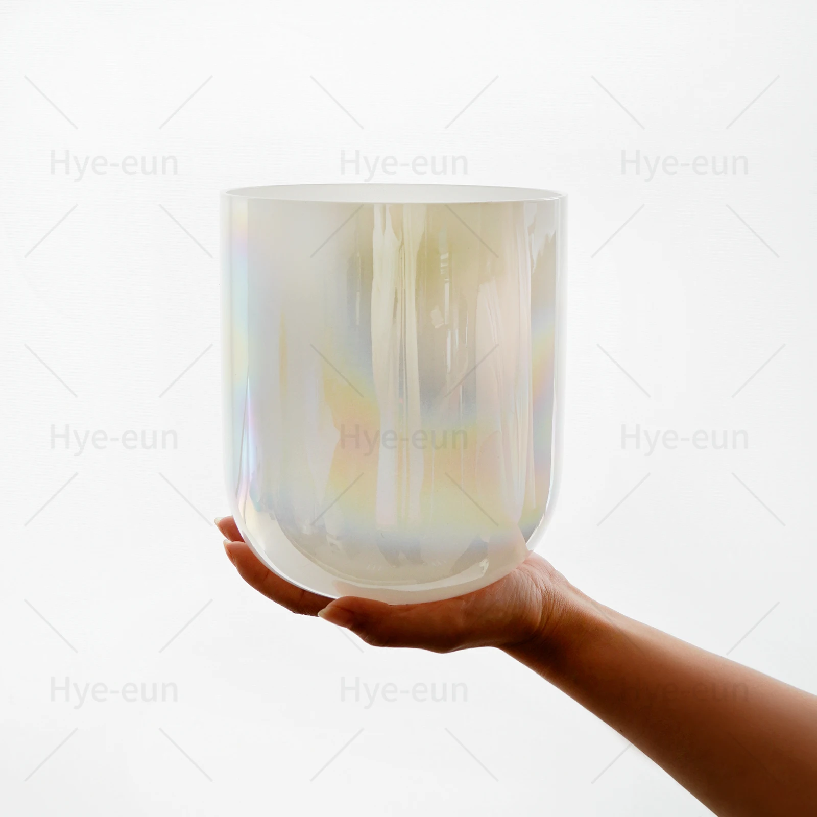 Hye-eun Pearl White Clear Crystal Singing Bowl, 6 inch Alchemy Cosmic Light Sound Bowl for Sound Healing