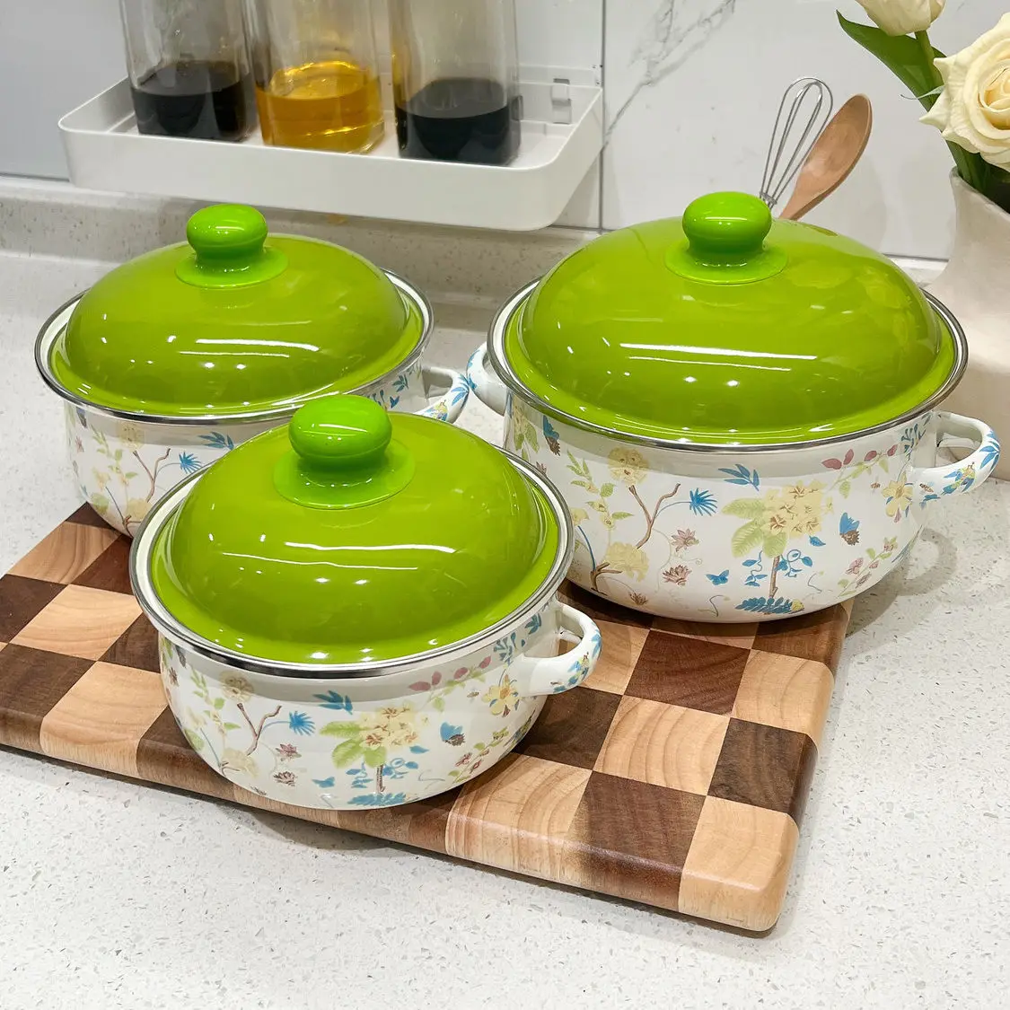 New Enamel Saucepan 3-piece Set of Thickened Cartoon Enamel Household Cookware Saucepan Stewpot