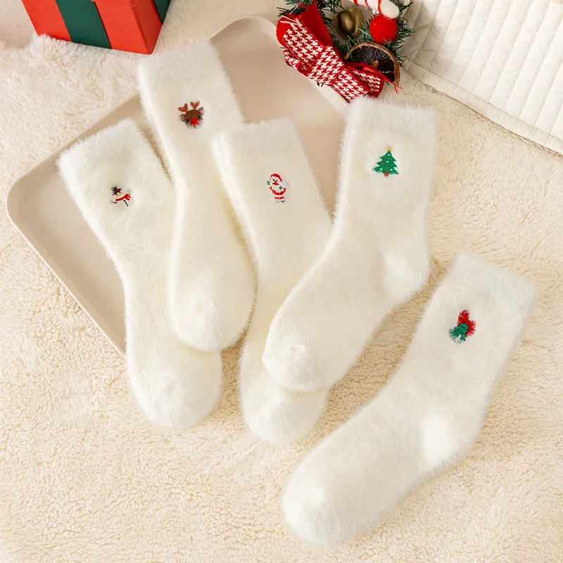 

5 Pairs 2025 Cute Women's Christmas Winter Thermal Socks Winter White Plush Thickened Couples Gift Socks with Gift Box Packaging