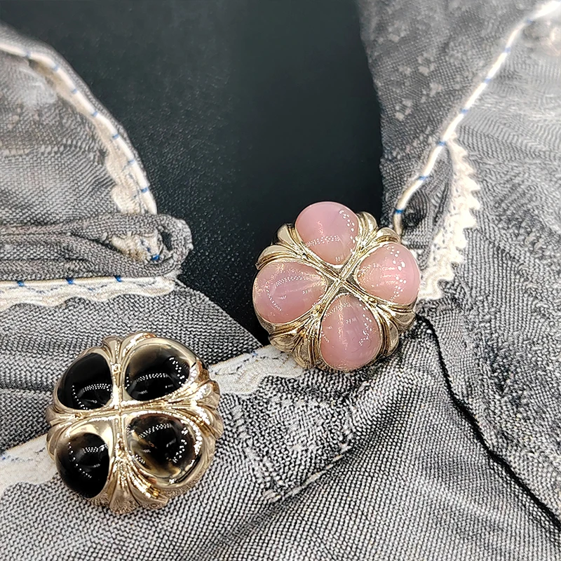 18/23MM Cute Butterfly Designed Metal Buttons Of Clothing High Fashion Colorful Quality Shank Sewing Button For Needlework DIY