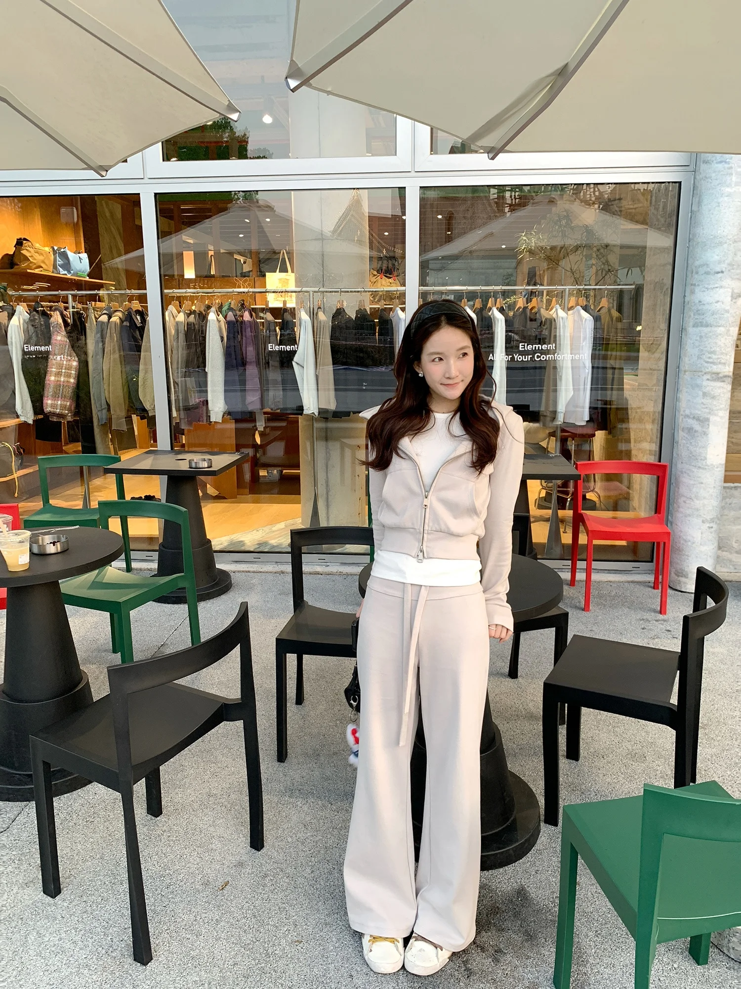 

Korean Style Short Hoodie Jacket And Long Pants Two-Piece Set Casual Sportswear Women's Fashion Spring Collection