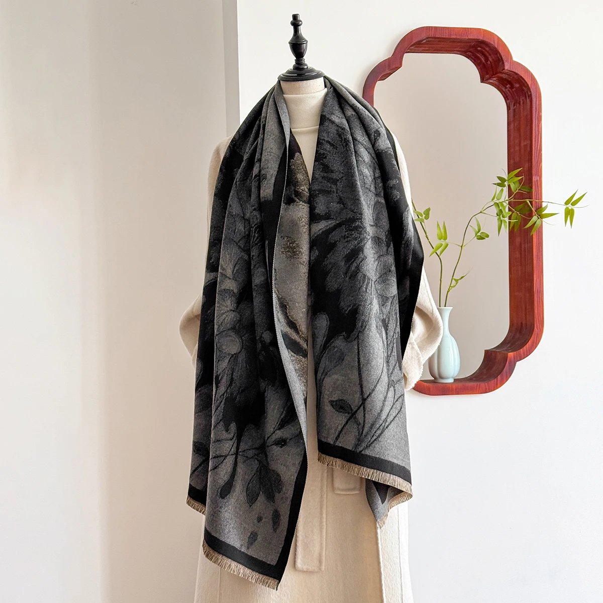 الفاخرة الشتاء المرأة تقليد شال كشمير زهرة فراشة الجاكار وشاح الوجهين الباشمينا للتنقل اليومي