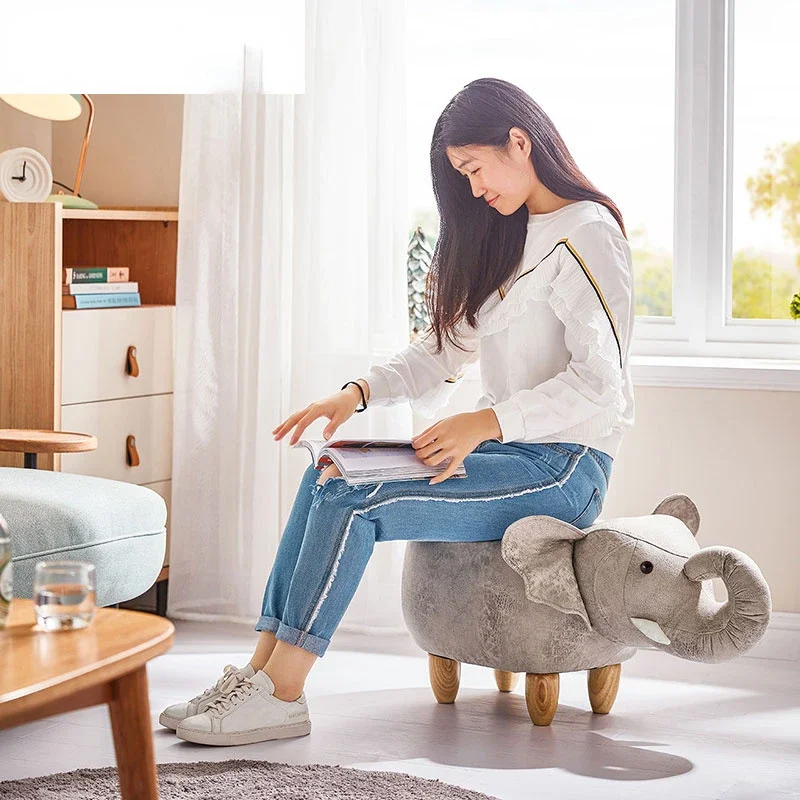 

Modern Solid Wood Fawn Stool Household Shoe Changing Cartoon Small Bench Cute Animal Chair Children's Portable Stool Chair