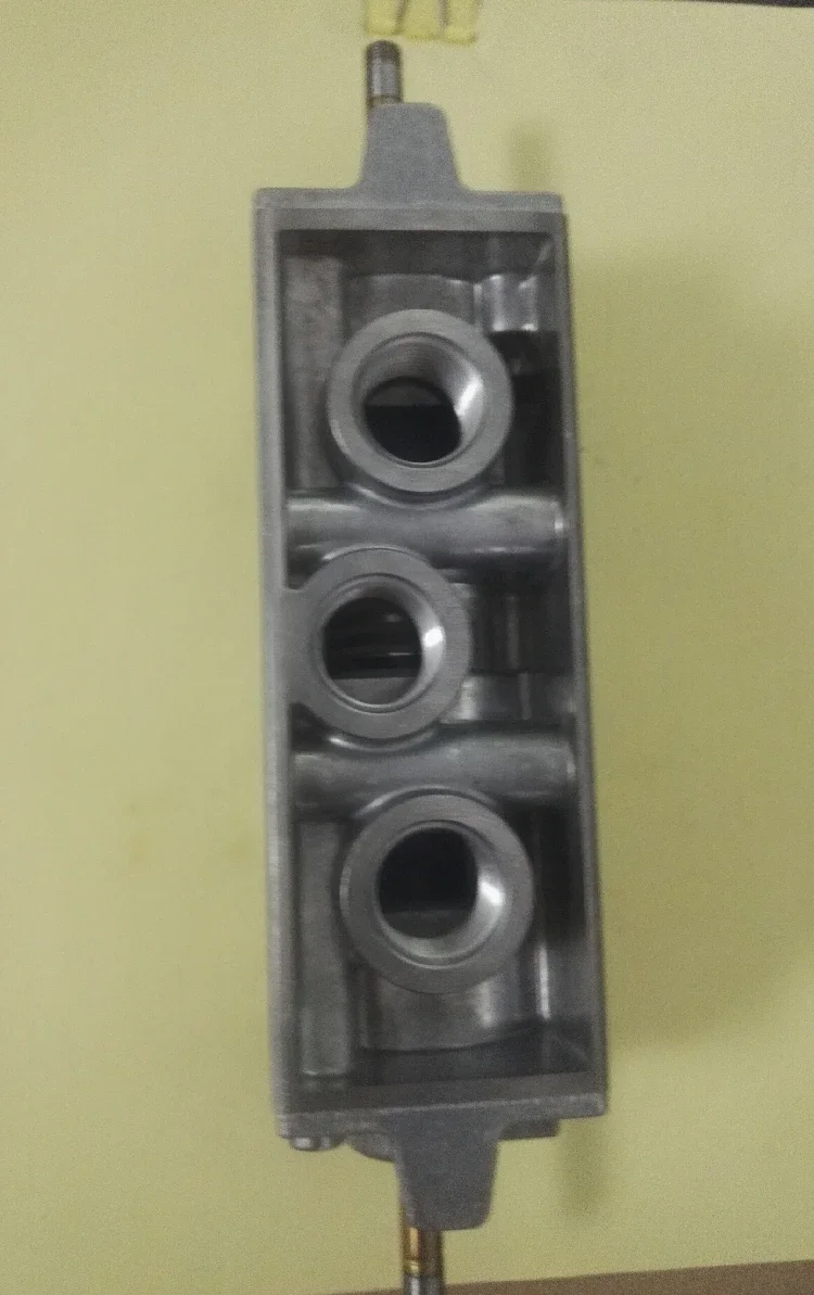 Brand new original solenoid valve JMFH-5-1/2 10166 without coil