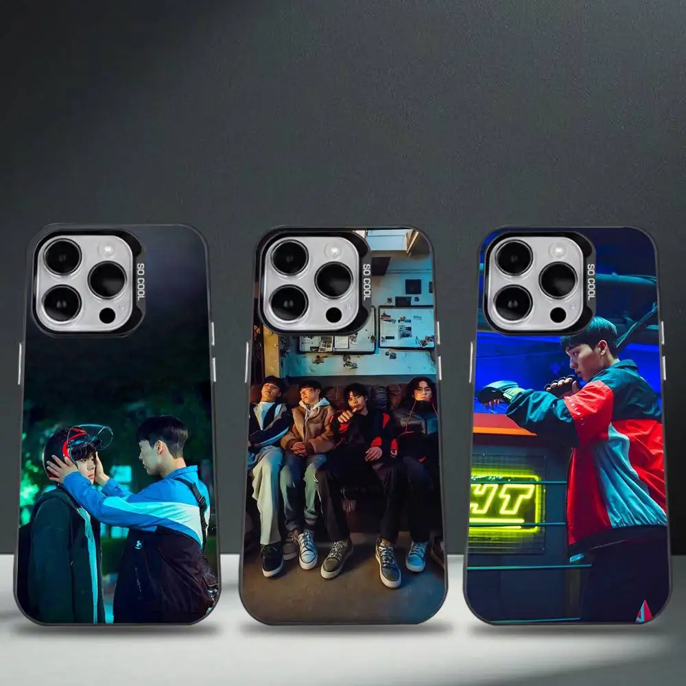 

Weak Hero Korea Series Phone Case For iPhone 16,15,14,13,12,11,8,7,Pro,Max,Plus,Mini,XS,SE Anti Fall Black Matte Hard