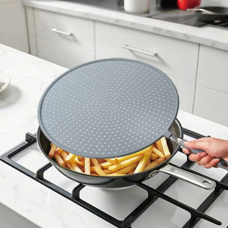 Oversized Silicone Splatters Cover For Stovetop And Microwave 33cm Heat Resistant Cooking Lid With Ergonomic Handle