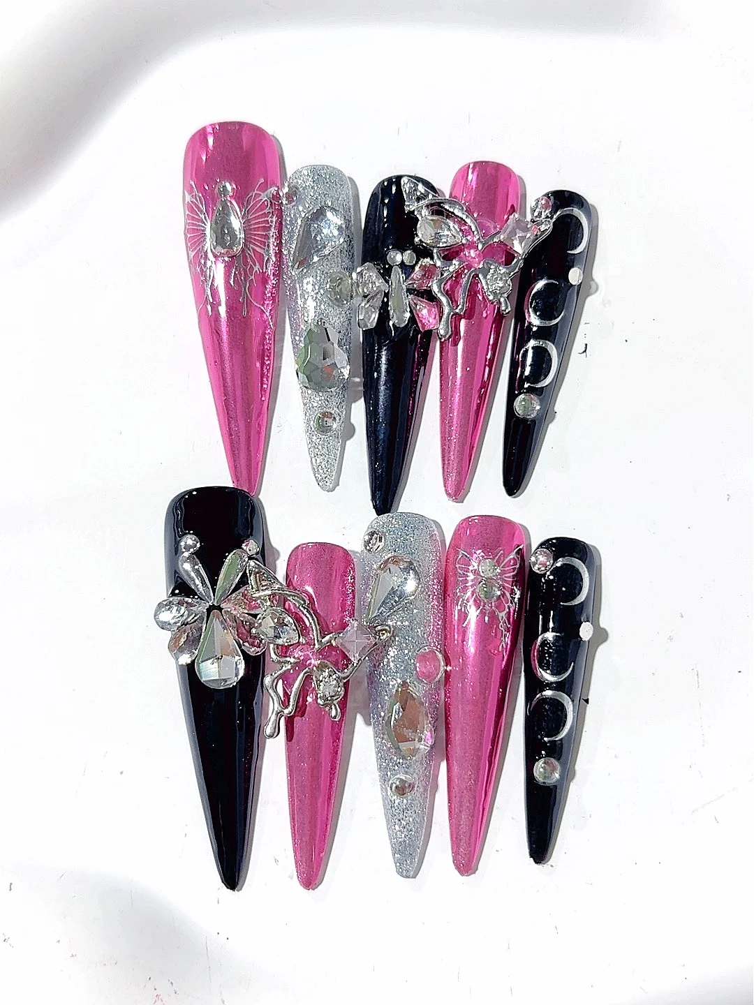 

Explosive Sparkle Hot Girl Style Nail Art Long Pointed False Nails (L205)