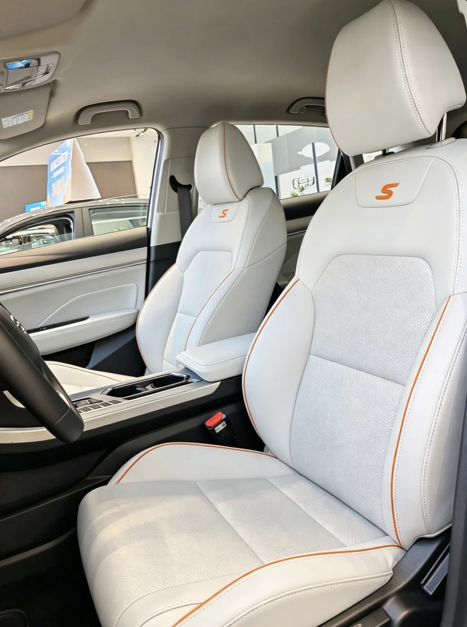 Für Geely Coolray 2019~2025 Maßgefertigte Autositzbezüge Luxuriöses Nappaleder 100% Passgenau Innenraumzubehör 360 ° Vollständige Abdeckung – Detail 8