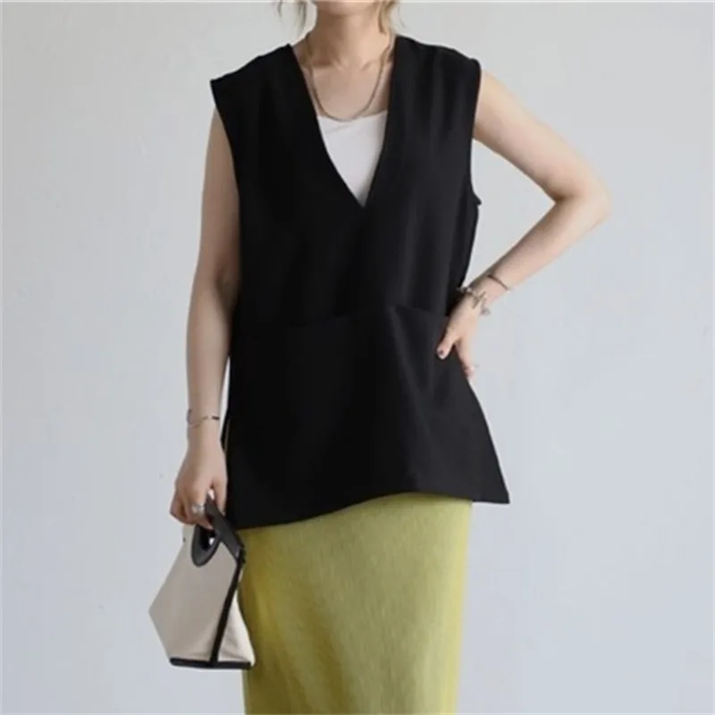 

Летняя женская майка с глубоким V-образным вырезом, модный корейский дизайн, нежный цвет, 100% полиэстер