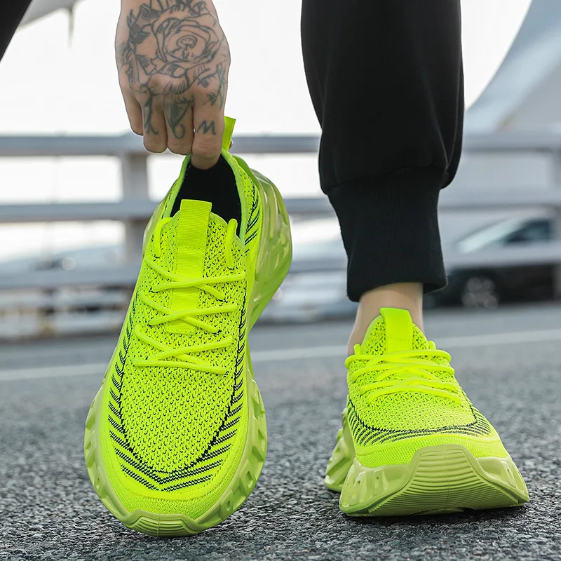 

Trendy Fashion Green Men's Running Shoes Big Size 46 Lightweight Sports Sneakers Men Non-slip Breathable Mesh Trainers for Men