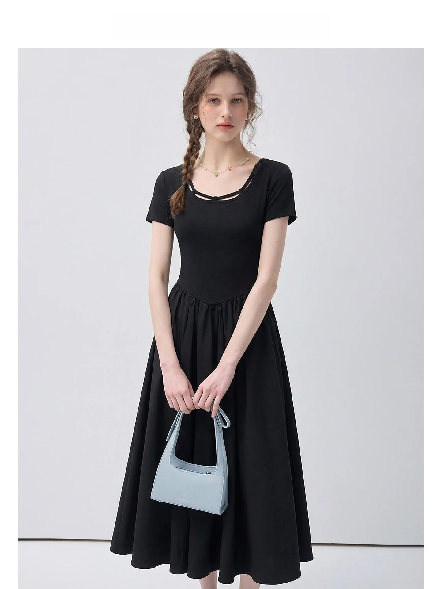 

Anti-Wrinkle Simple Black Dress VEGA CHANG Summer 2026 New Style Outline Curves High-End Feel A-Line Skirt Short Sleeve Women...