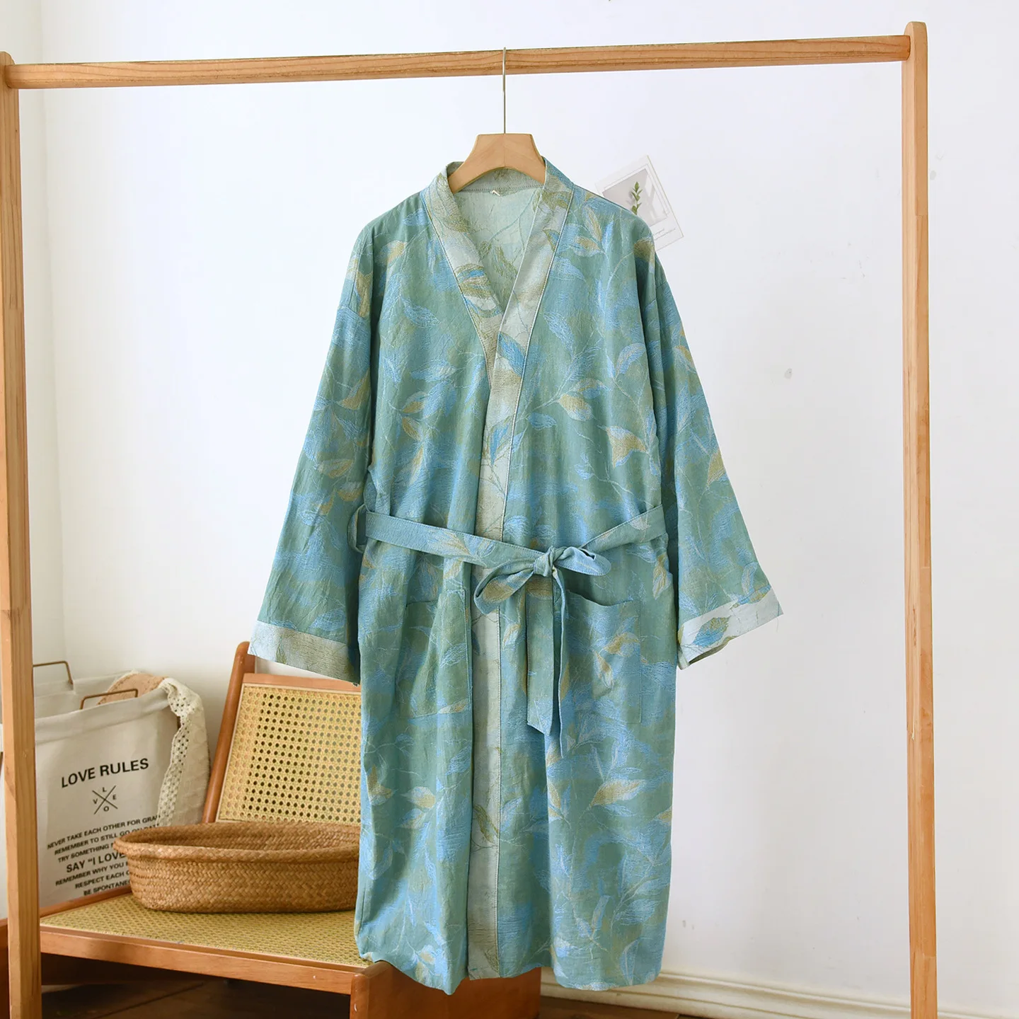 

Multi Colors Cotton Double-layer Gauze Bathrobe Color Woven Jacquard Spring and Autumn Thin Home Wear Absorbent Yukata Robes
