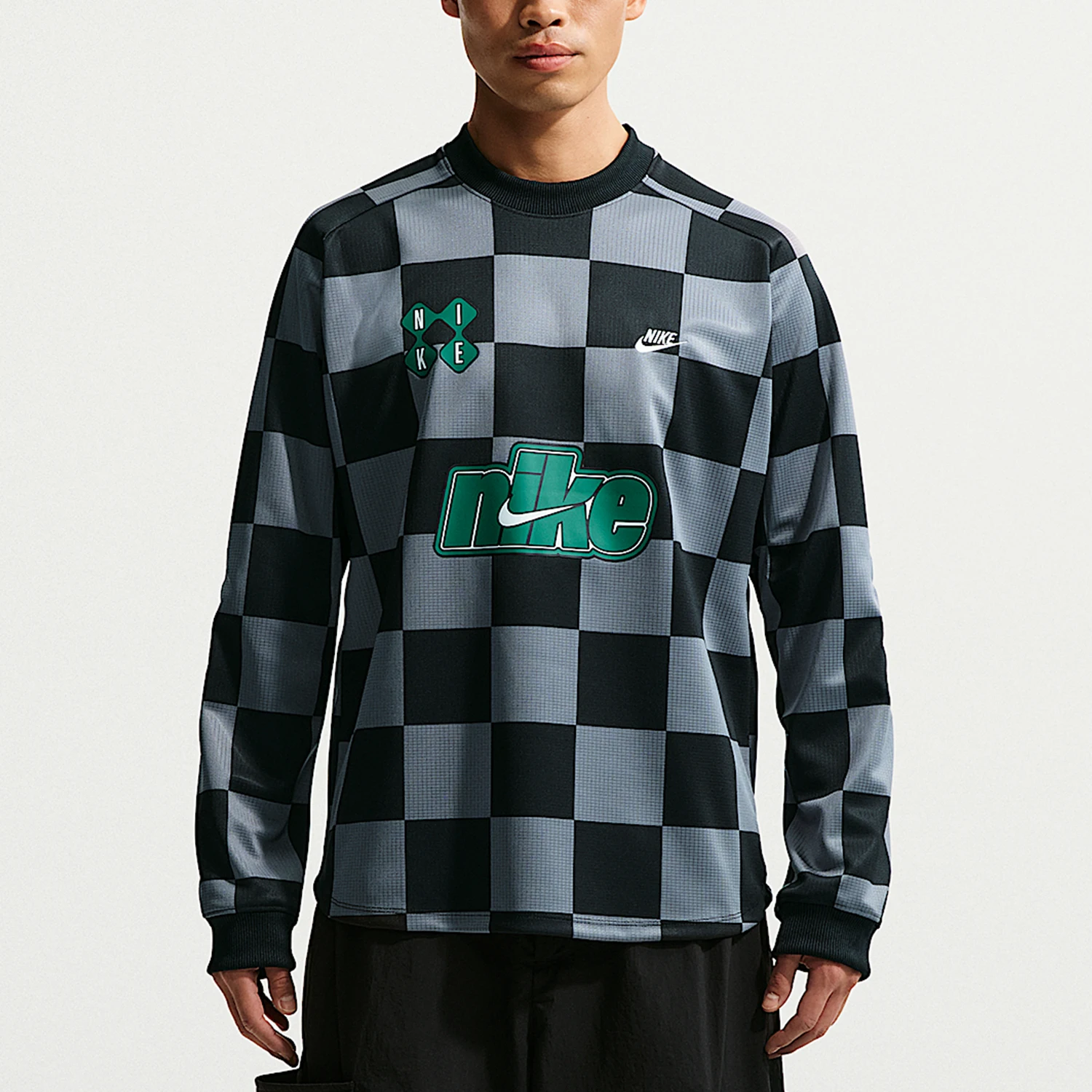 nike-genuine-sportswear-t-shirt-a-manches-longues-pour-homme-nouveau-modele-ii4368-084