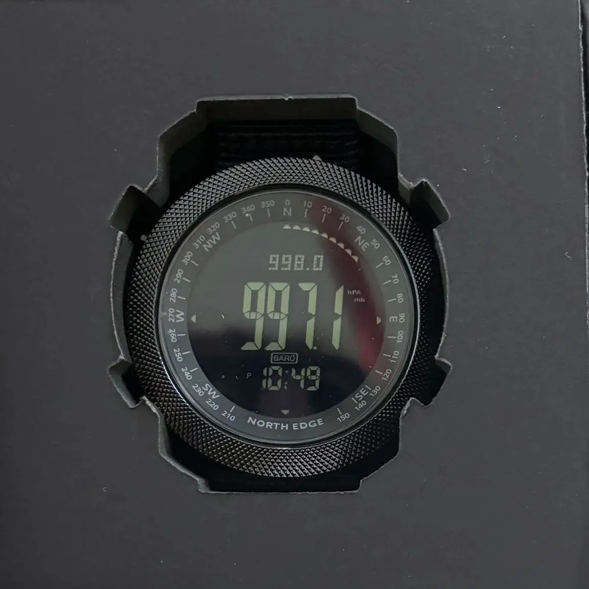 NORTH EDGE APACHE-46 ساعة رقمية للرجال الرياضة العسكرية مقاوم للماء 50 متر مقياس الارتفاع بارومتر البوصلة التوقيت العالمي ساعة اليد على مدار الساعة