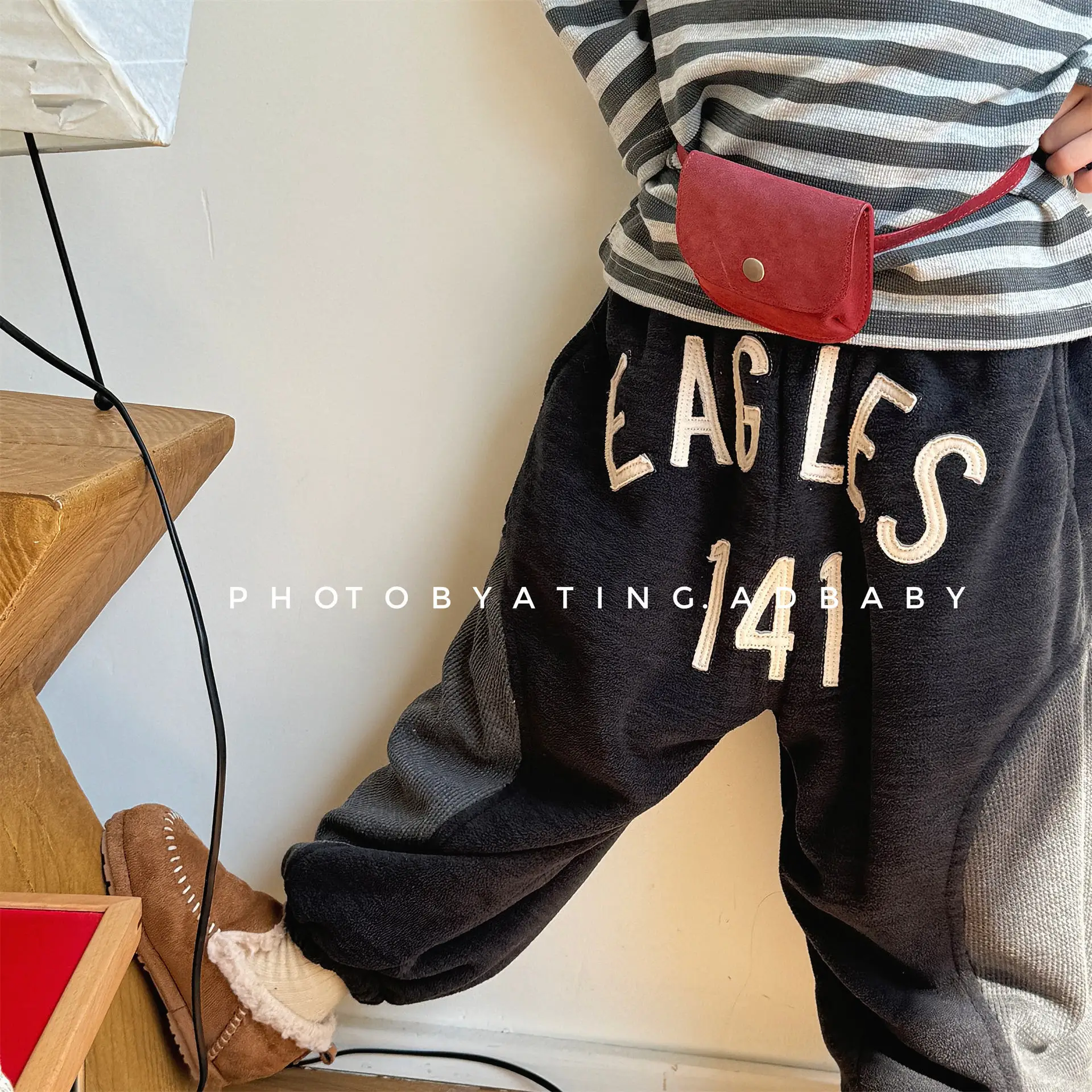 

2025 Winter New Children Fleece Trousers Boys Girls Letter Print Harem Pants Baby Plus Velvet Thick Casual Pants Kids Clothes