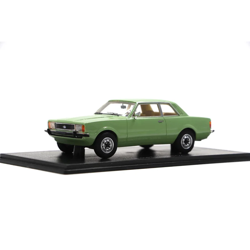 

Resin 1:43 Scale 1976 Ford Taunus TC2 1.6 GL Car Model For Adult Classic Collection Gift Display Souvenir Ornament