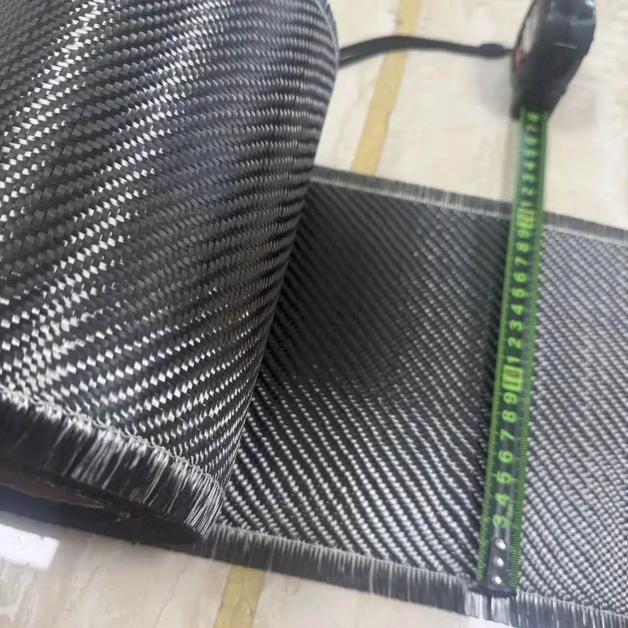T300 3K 200gsm Pure Carbon Fiber Cloth, Twill Weave, Width 20cm/8 Inches, Suitable for DIY Crafts and Modification Projects