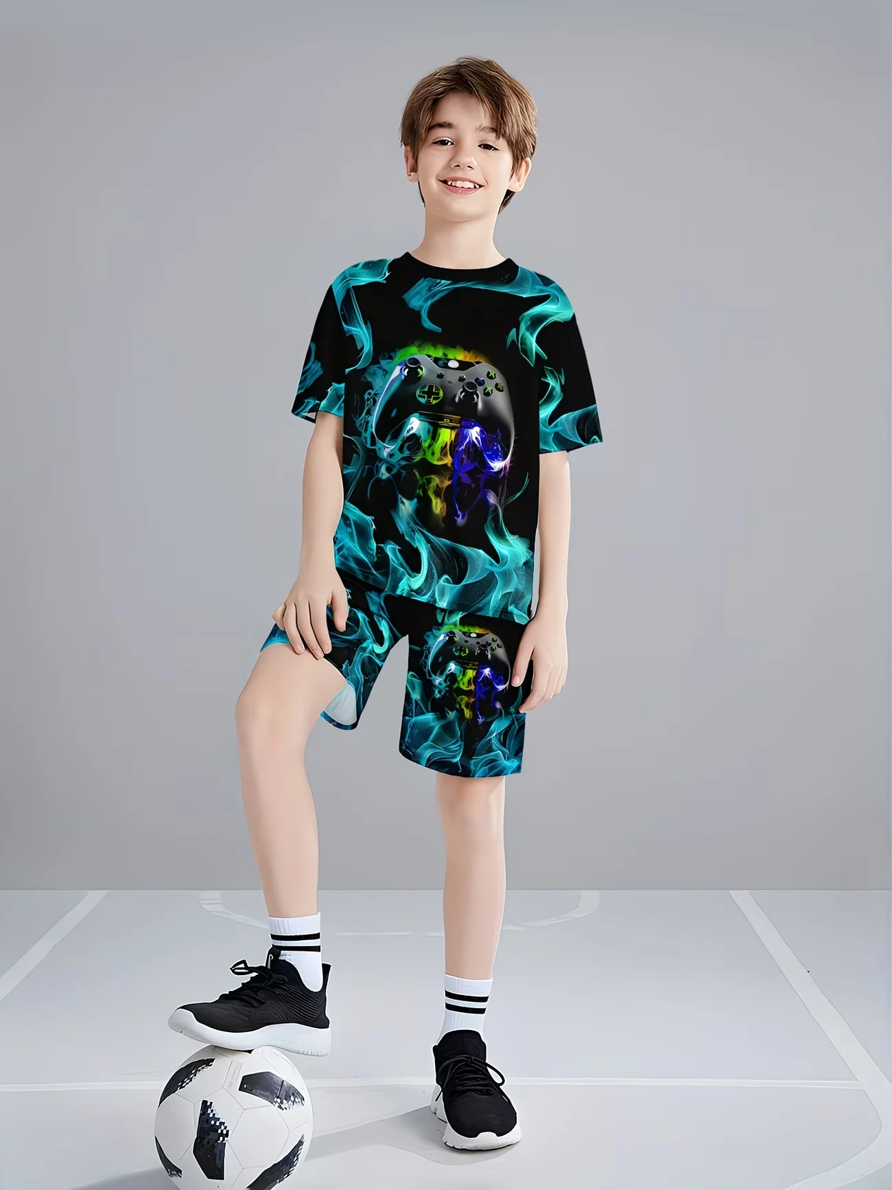 Conjunto de verão para meninos, 2 peças, camiseta de manga curta com estampa de controlador de jogos, conjunto de shorts preto, roupa esportiva casual