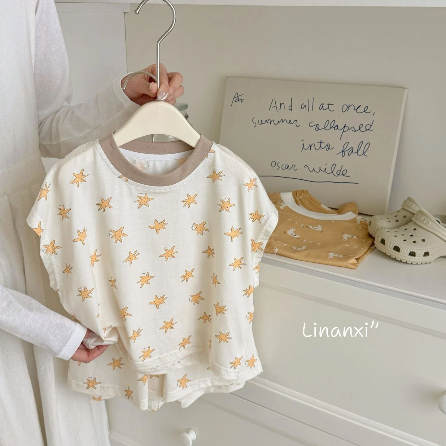 conjunto-infantil-2026-primavera-e-outono-novo-pijama-coreano-de-desenho-animado-fofo-para-meninos-e-meninas-dois-conjuntos