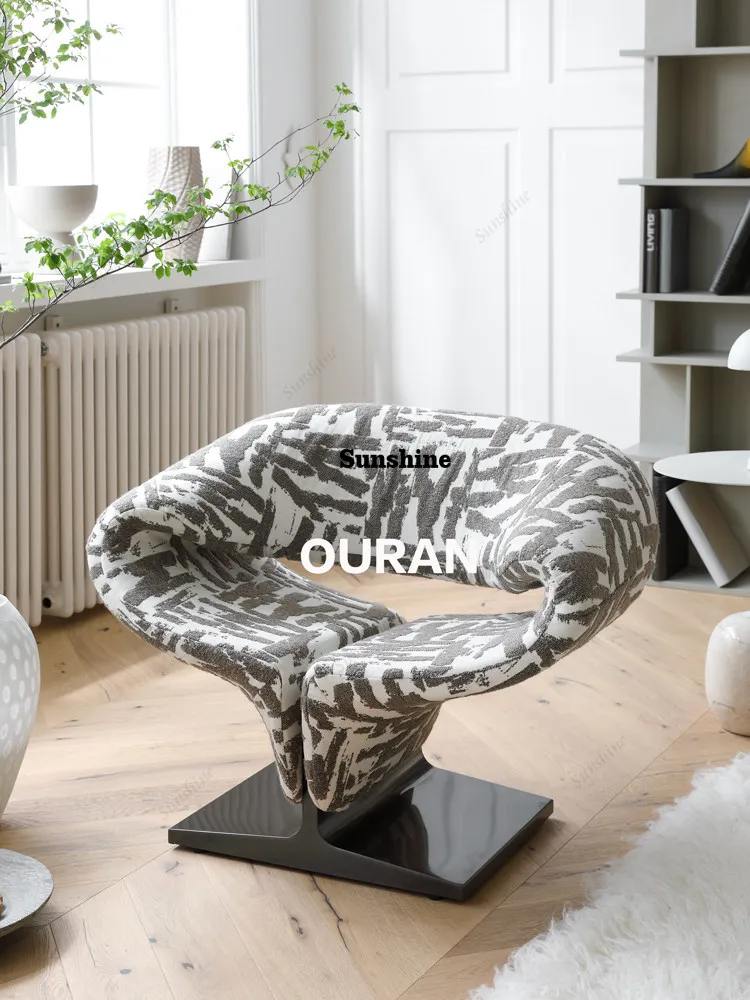 Italian light luxury leisure chair living room special-shaped streamer single sofa