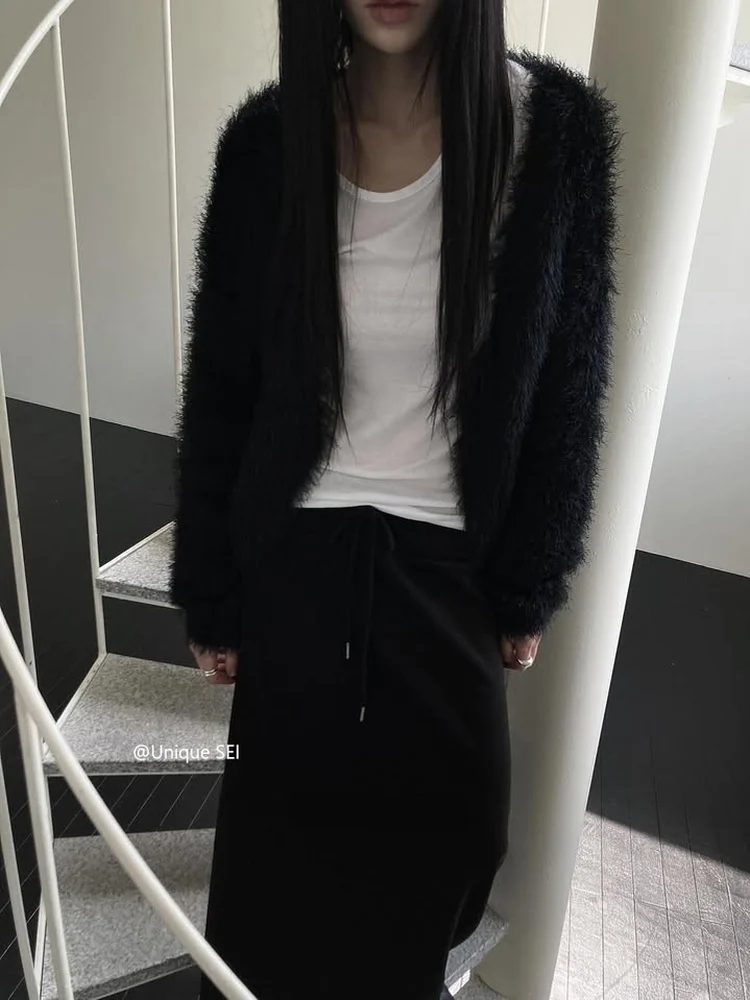 Warm Knitted Sweater Coat Unique SEI Korean Style Soft Versatile Autumn Winter Fluffy Short Outerwear for Women Commute Style