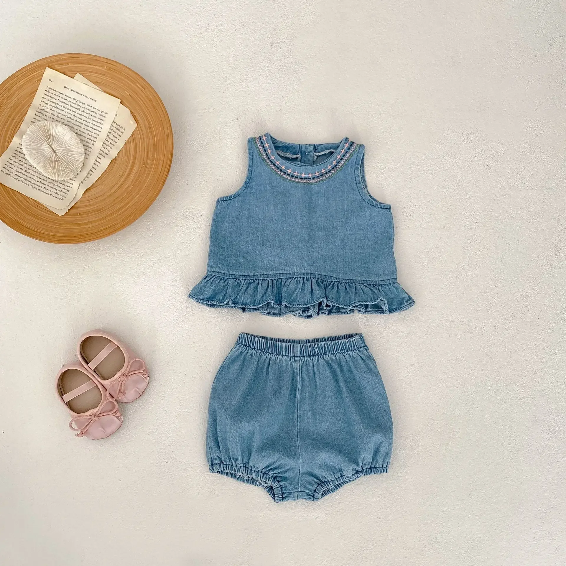 Summer Baby Clothes Sets Embroidered Soft Denim Infant Baby Cotton Sweet Sleeveless Top+Shorts Girl Suit Children's Clothing