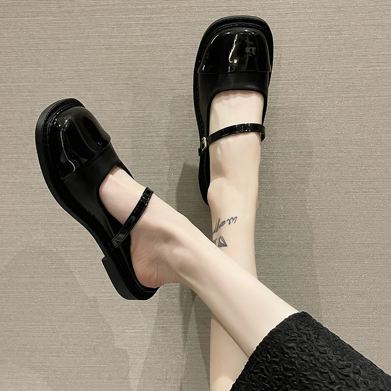 Mules For Women 2024 Female Shoes Slippers Soft Slides Cover Toe Low Shallow New Comfort Flat Basic Spring Fabric Retro PU