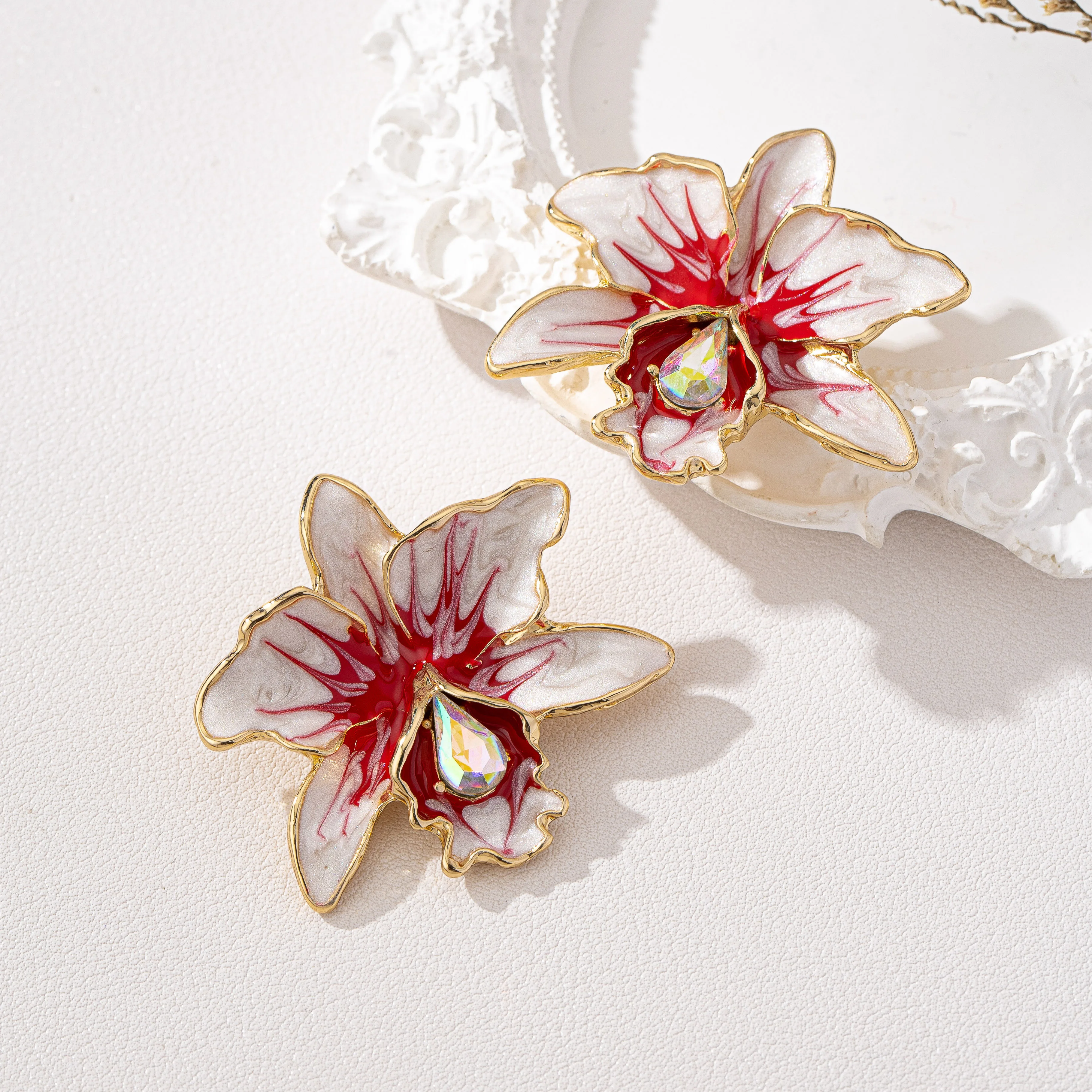 

European and American style metal alloy multi-color enamel glaze flower earrings, vacation travel beach jewelry
