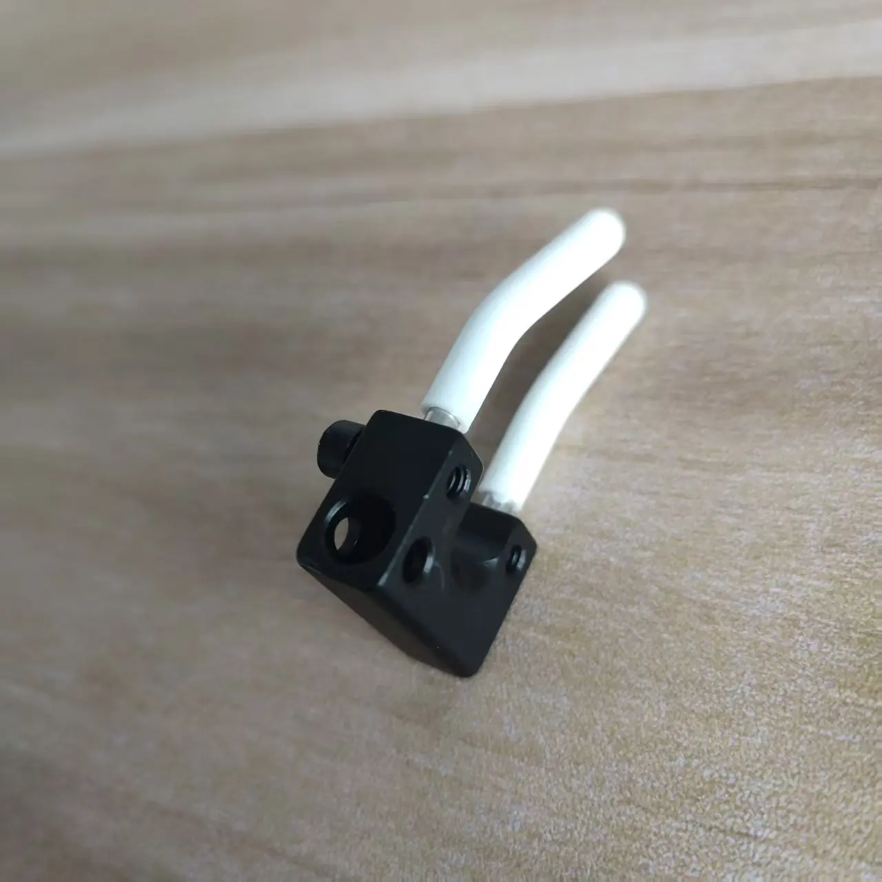 1PC TP816 Bow Stand for Compound Bow Arrow Eight Bow Holder Composite Archery ABS Holder Recurve Bow Landing Support Bracket