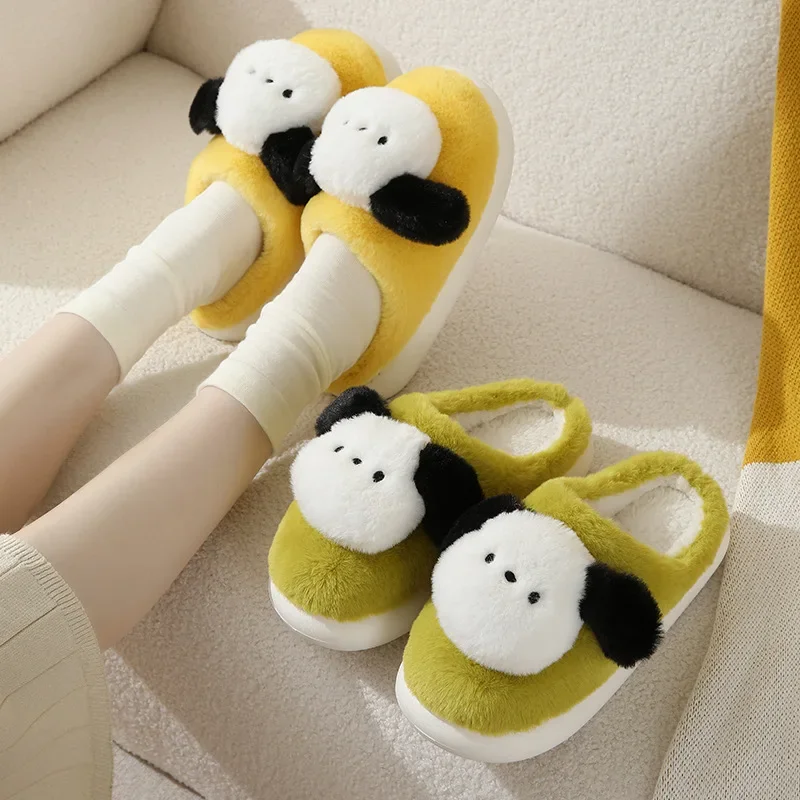 Cartoon Plush Slippers for Men Living Indoors Keeping Warm and Anti-skid, Thick Soled Couples Cute Cotton Slippers for Women In