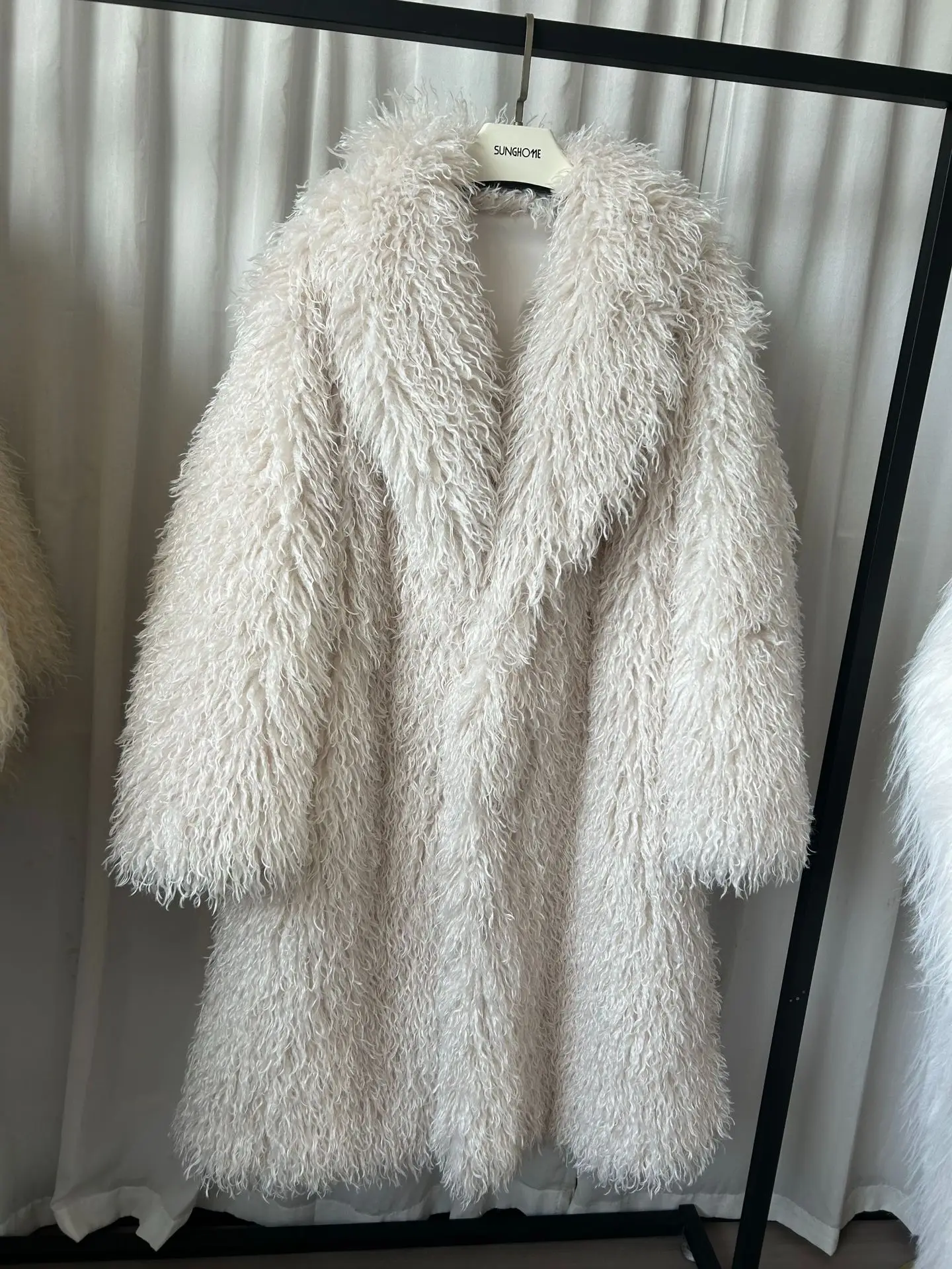 Damskie płaszcze z imitacji futra, eleganckie, zapinane na podwójne guziki, zimowe, damskie, steampunkowe, ikoniczne, mieszane, z dekoltem w serek, pluszowe, flokowane, miękkie, modne.