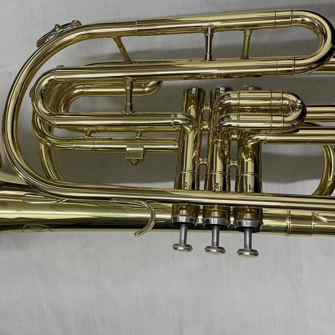 Trombone de marche en laque d'or, production OEM, haute qualité, vente directe d'usine