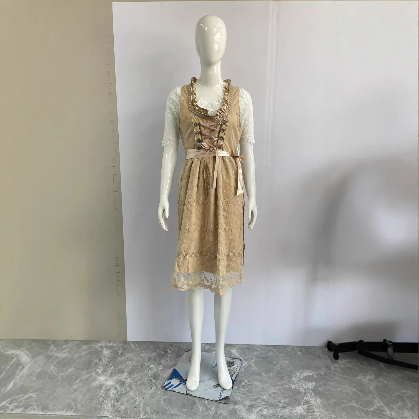 German Traditional Oktoberfest Costume Munich Beer Festival Dress Stage Skirt with Jacquard Lace Performance Outfit