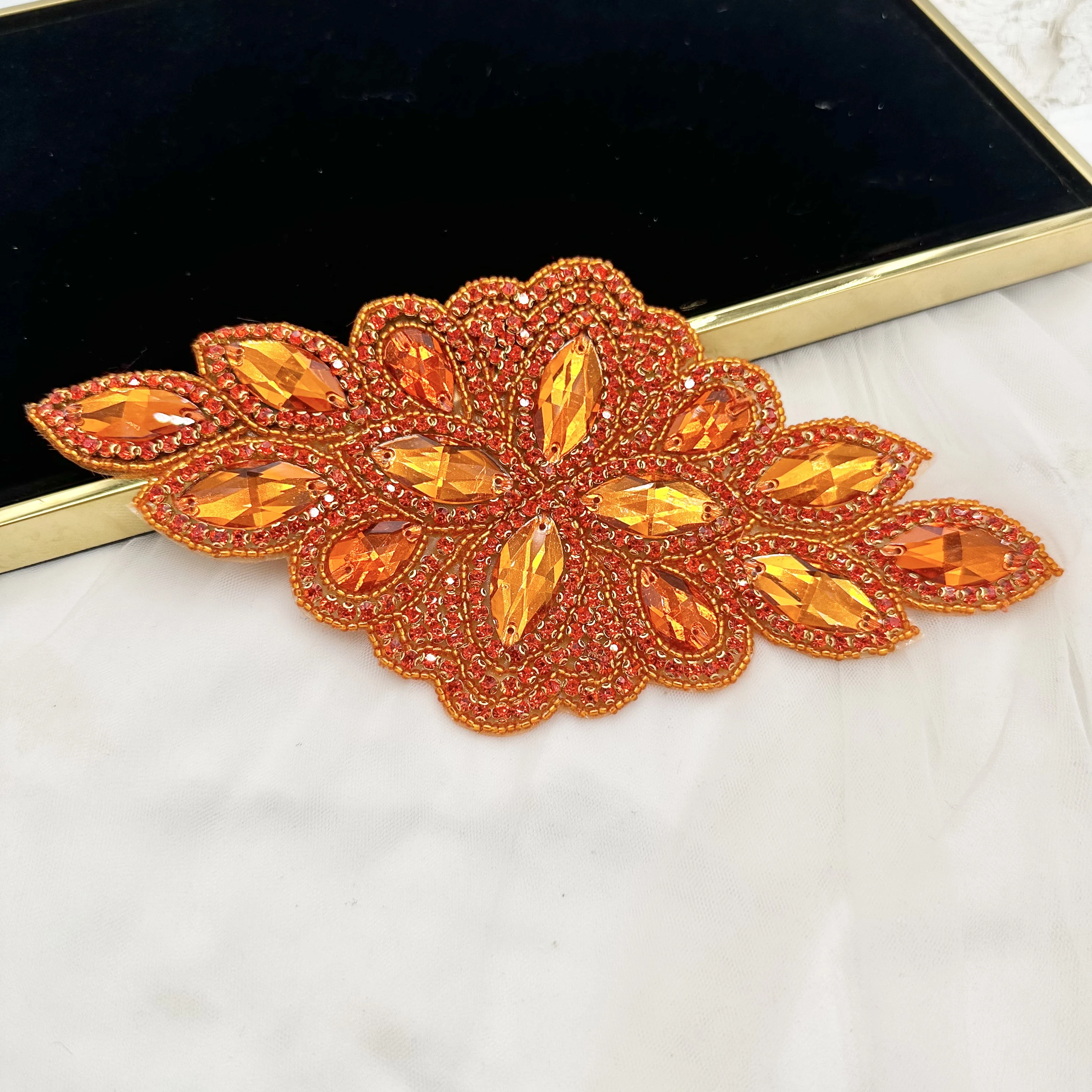 Red Heavy-Duty Beaded Rhinestone Applique for Wedding Dresses / Gowns / Stage Costumes Decorative Accessories Hand-Sewn Glass Seed Beads