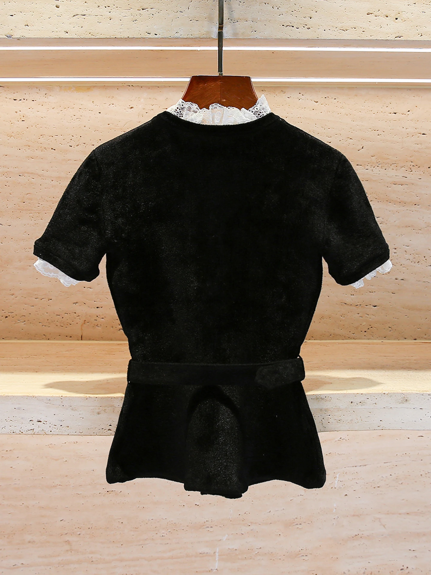 

SP Home South Oil High-End Women's Autumn 2025 ort Velvet Cardigan Coat with Waist-Cinching Features in Golden Velvet