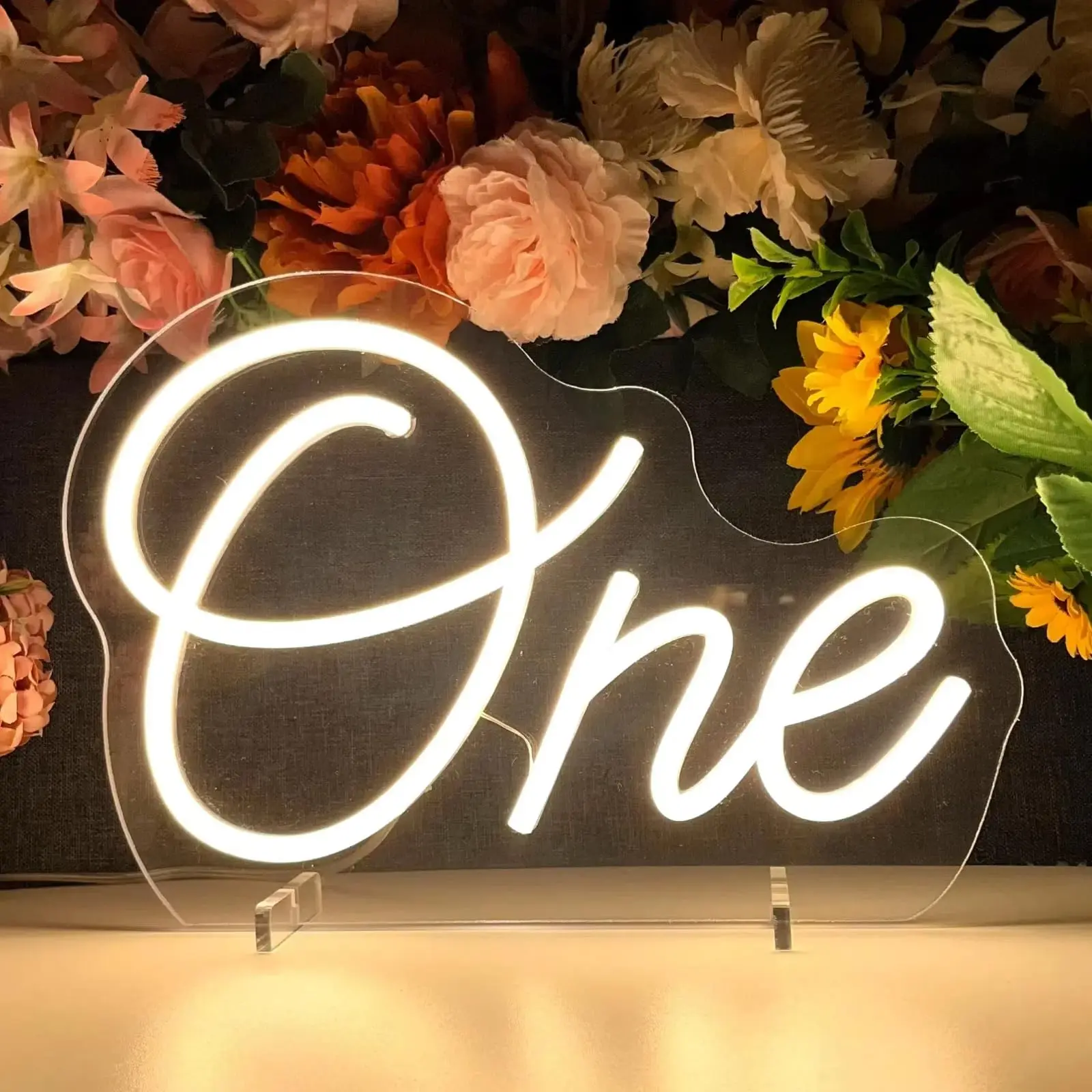 

Customizable colors Led Number Neon Sign 'One' for Baby 1th Birthday Party Decor,Dimmable USB Powered Light Signs for Home Bar