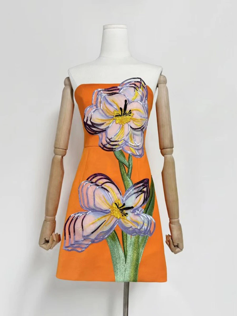 TWOTWINSTYLE Hit Kleur Afslanken Mini Jurken Voor Vrouwen Strapless Mouwloze Hoge Taille Temperamnet Jurk Vrouwelijke Mode Stijl