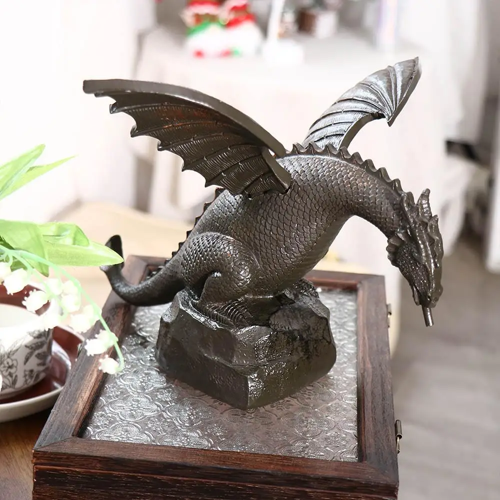 Realistic Garden Fountain Dragon Statue Dragon Pattern Resin Fountain Spray Dragon Retro Water Spray Dragon Pond Decor