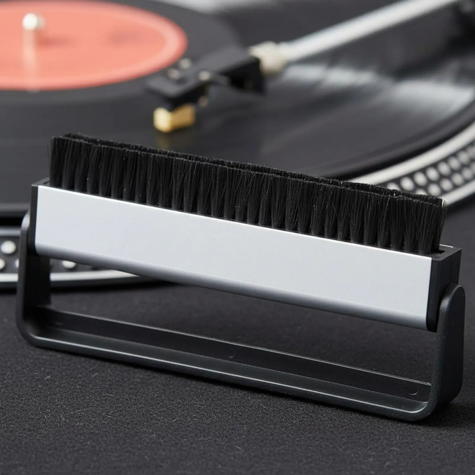 

Carbon Fiber Vinyl Brush Anti-Static Vinyl Vinyl Cleaning Brush for DJs