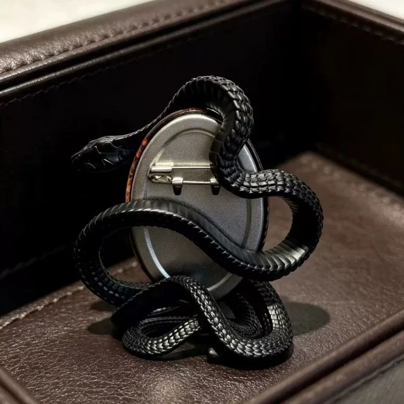 1pc Snake Shaped Display Stands 3D Printed Gothic Badge Jewelry Holder Desktop Ornament Decorative Shelves Home Accessories Gift