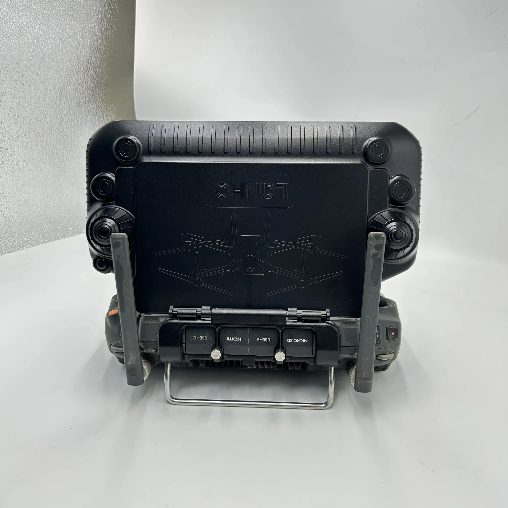 Ochronne etui 2-w-1 na pilot z – Drone Battery Case recenzja i cena